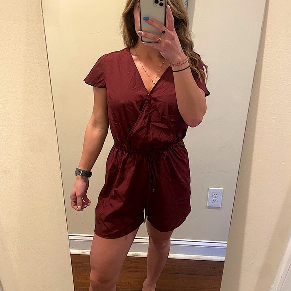 Atmosphere Short Sleeve V-Neck Romper Size 6 - Picture 1 of 13